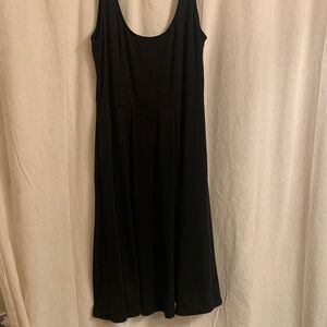 City Chic Classic Sleeveless Black Dress with Pockets